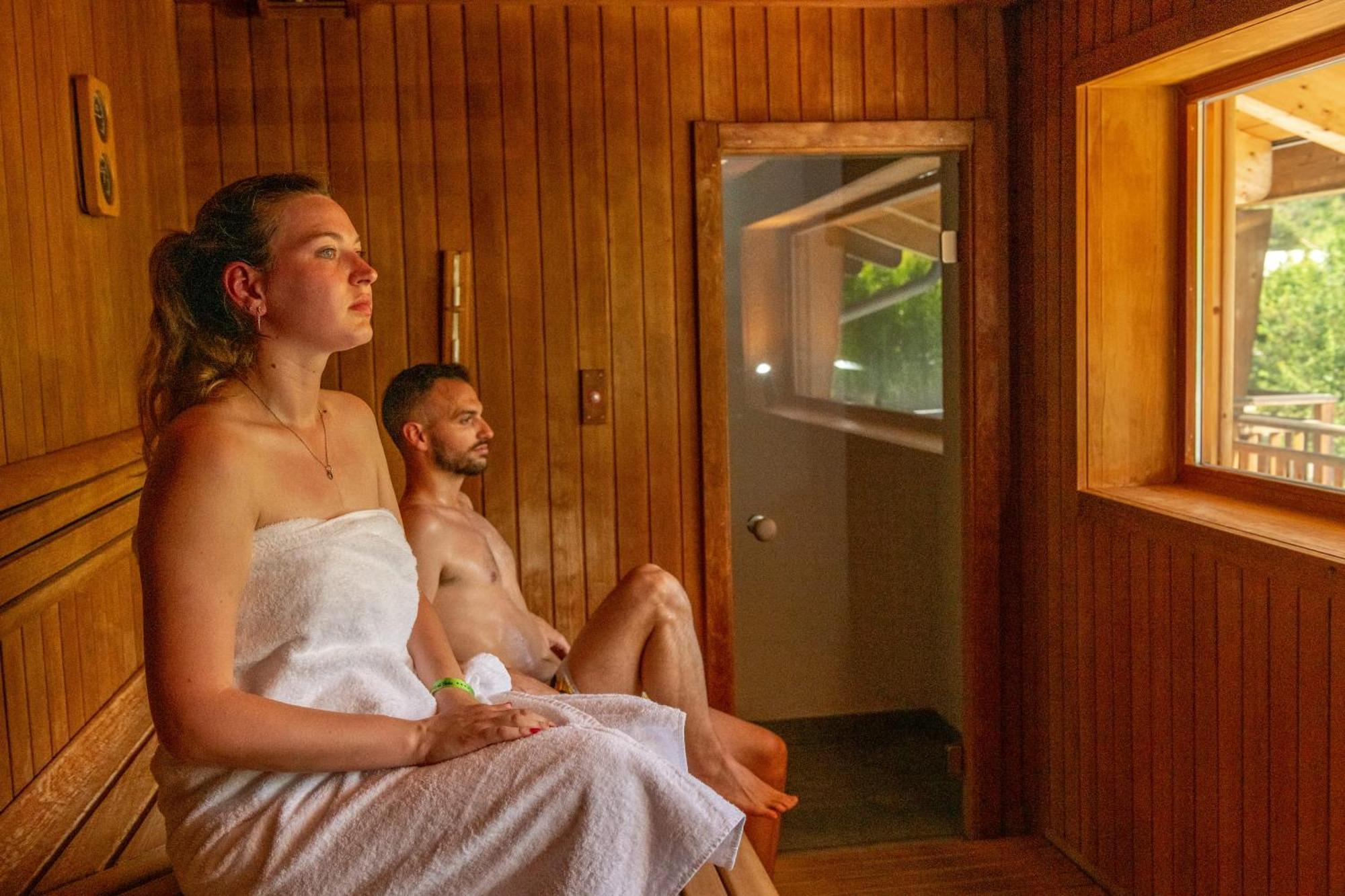 Family Wellness Camping Al Sole โมลินา ดิ เลโดร ภายนอก รูปภาพ